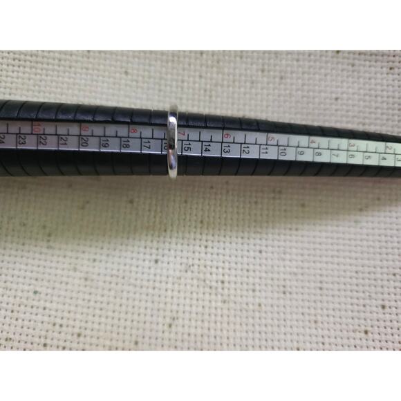 Moissanite Women's Engagement Ring Size 7 Rainbow Sparkle Brilliant Silver tone - Picture 2 of 5